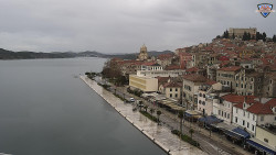 Nábřeží a město