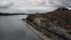 Nábřeží a město