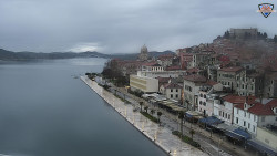 Nábřeží a město