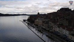 Nábřeží a město