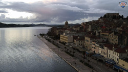 Nábřeží a město