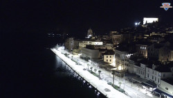 Nábřeží a město