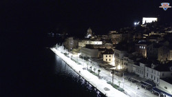 Nábřeží a město