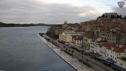 Nábřeží a město