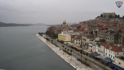 Nábřeží a město