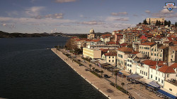 Nábřeží a město