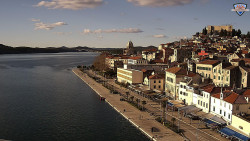 Nábřeží a město