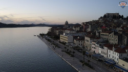 Nábřeží a město