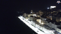 Nábřeží a město