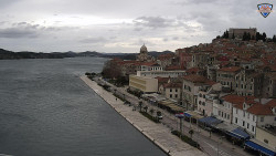 Nábřeží a město