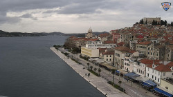 Nábřeží a město