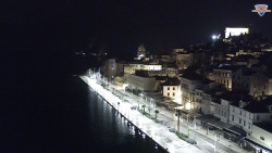 Nábřeží a město