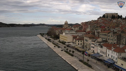 Nábřeží a město