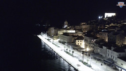 Nábřeží a město