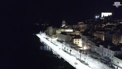 Nábřeží a město