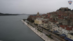 Nábřeží a město