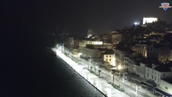 Nábřeží a město