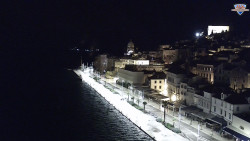 Nábřeží a město