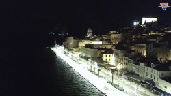 Nábřeží a město