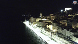 Nábřeží a město