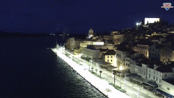 Nábřeží a město