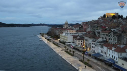 Nábřeží a město