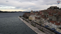 Nábřeží a město