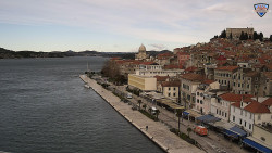 Nábřeží a město