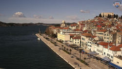 Nábřeží a město