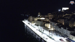 Nábřeží a město