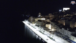 Nábřeží a město