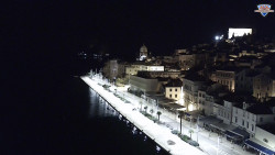 Nábřeží a město