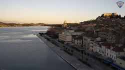 Nábřeží a město