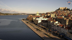 Nábřeží a město