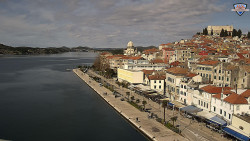 Nábřeží a město