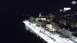 Nábřeží a město