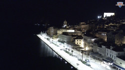 Nábřeží a město