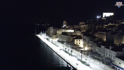 Nábřeží a město