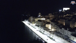 Nábřeží a město