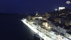 Nábřeží a město