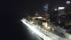 Nábřeží a město