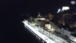 Nábřeží a město