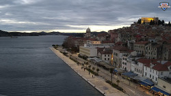 Nábřeží a město