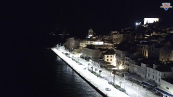 Nábřeží a město