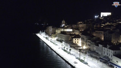 Nábřeží a město