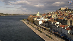 Nábřeží a město