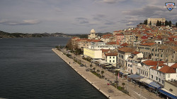 Nábřeží a město