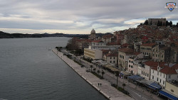 Nábřeží a město