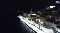 Nábřeží a město