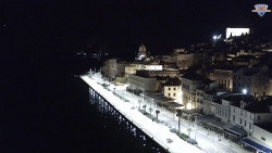 Nábřeží a město